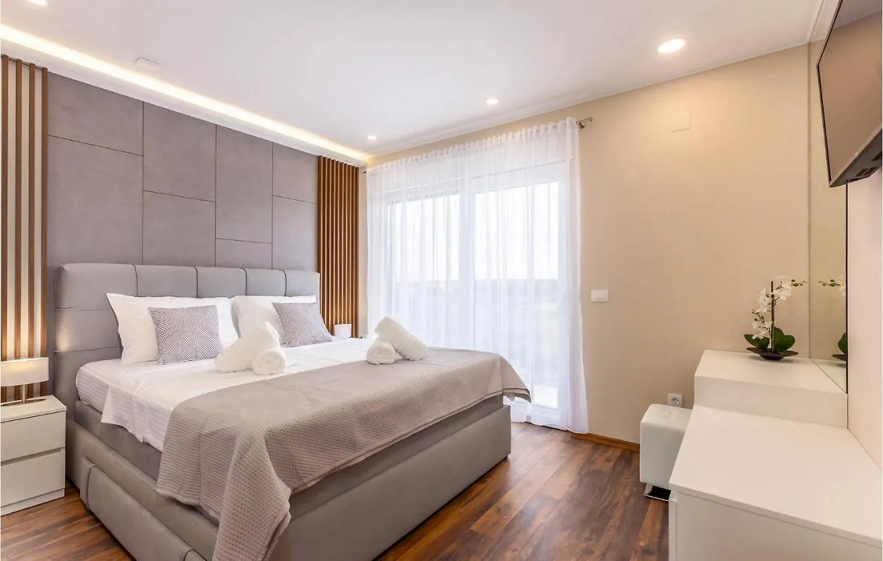 Villa Maestral Zaton  Holiday home Zaton (Zadar)
